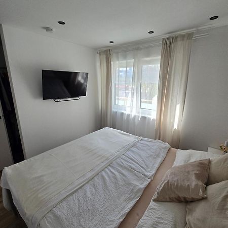 Anni Apartment Грьобминг Екстериор снимка